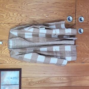 89th + Madison tan and light brown plaid sweater jacket